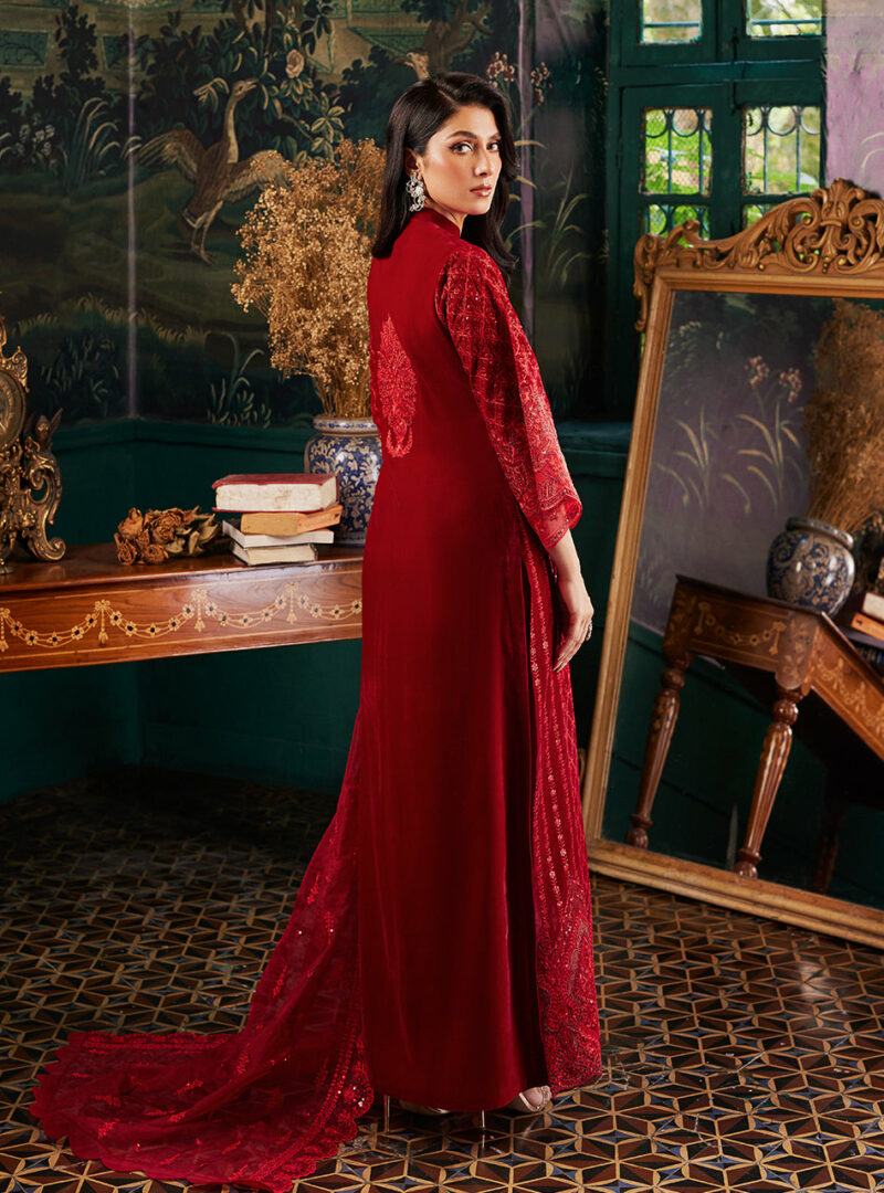 ZAINAB CHOTTANI (SURKH ZV-5)