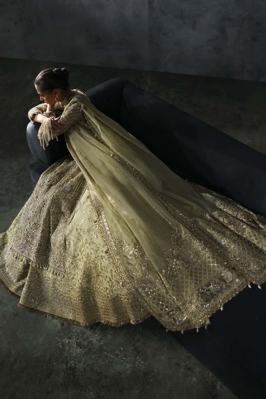 AFROZEH (BRIDES AFB-06)