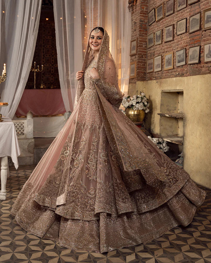 FAIZA SAQLAIN (مراسم BRIDALS'25 Mahra)