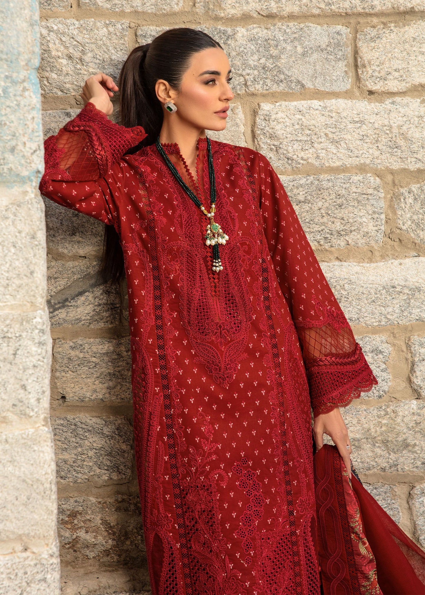 CRIMSON Lawn Dancing Paisleys- Ruby  (CSL-1A)