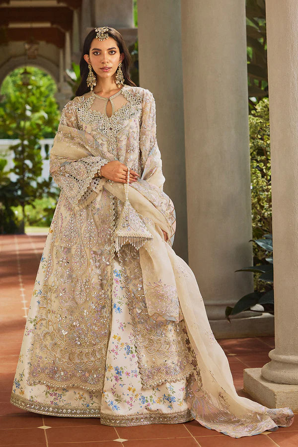 SORAYA LUMENE (FESTIVE EDIT's 25 AZILIS)