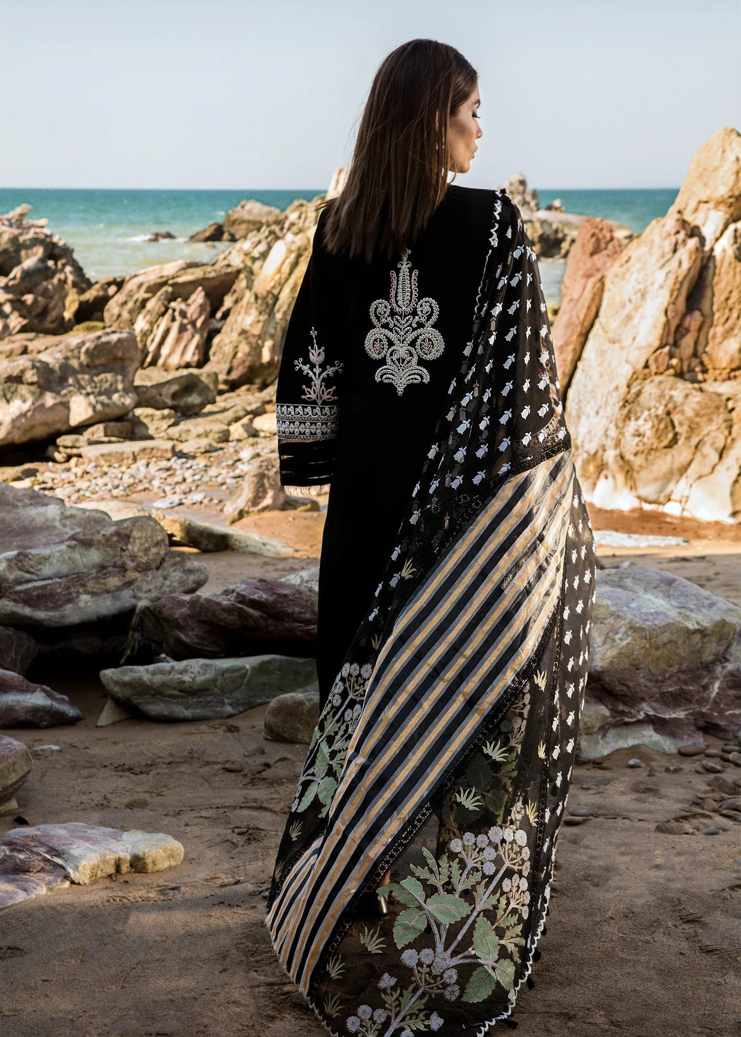 CRIMSON 3 pcs  (D-4 B)