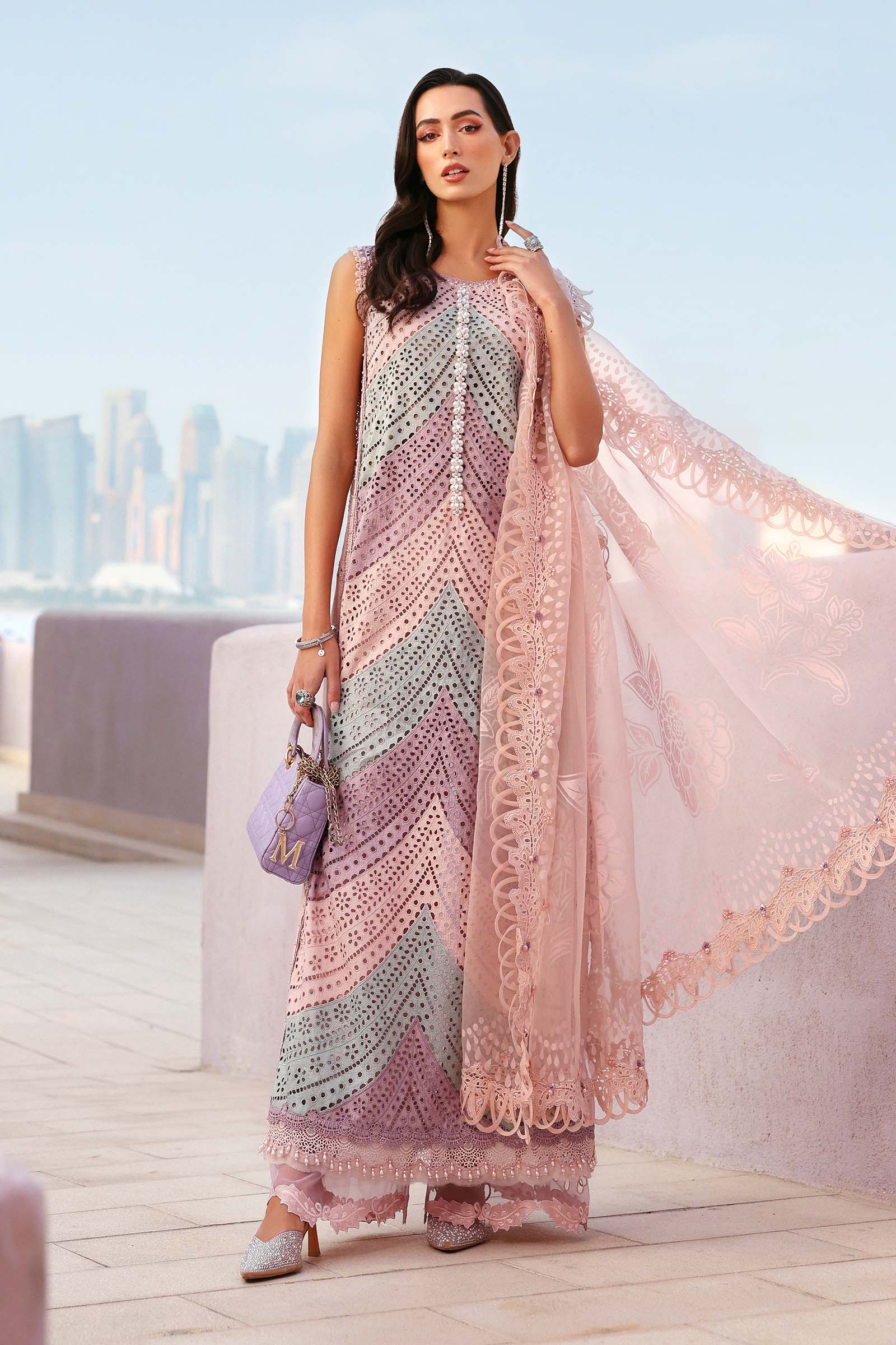 MARIA.B. Lawn (VR-12A)