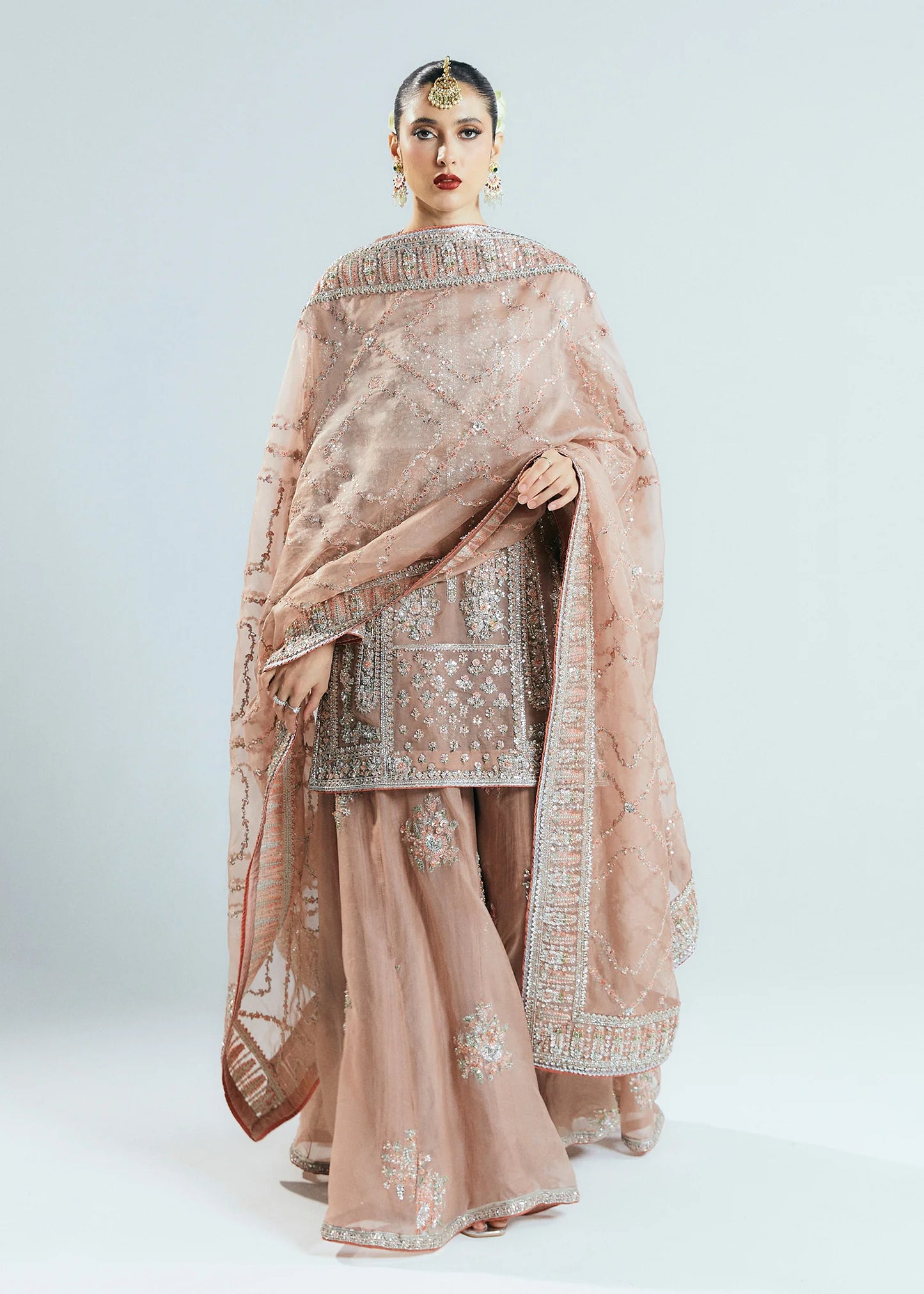 HUSSAIN REHAR (The Scent Luxury SS Dune)