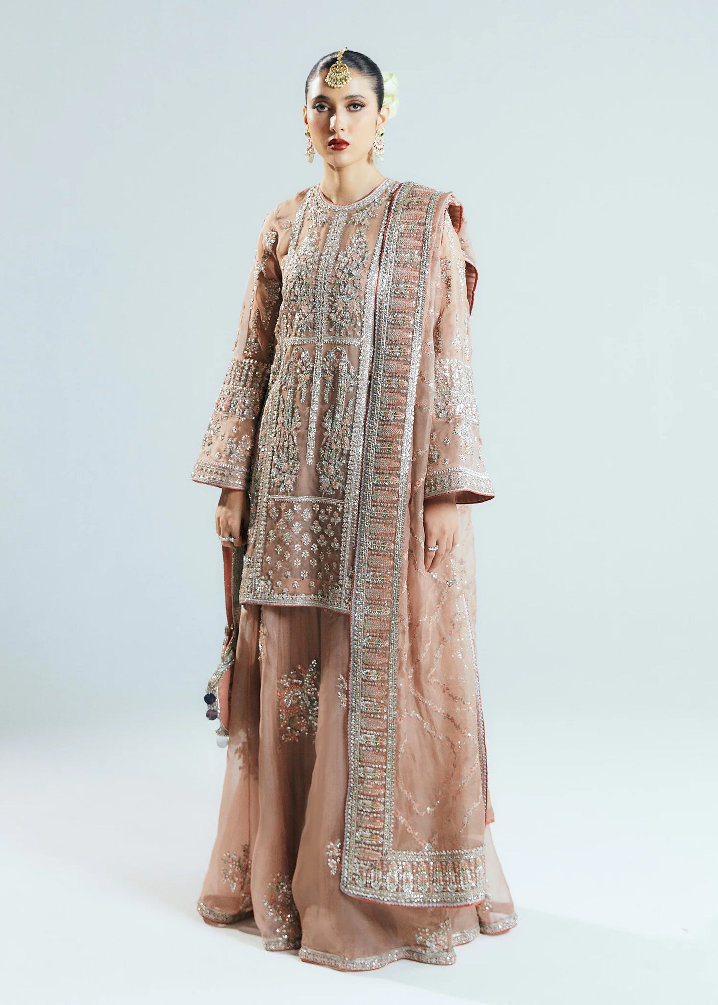 HUSSAIN REHAR (The Scent Luxury SS Dune)
